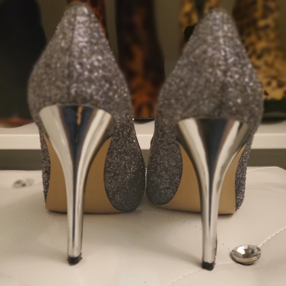 Nine West silver sparkle pumps - Picture 2 of 6
